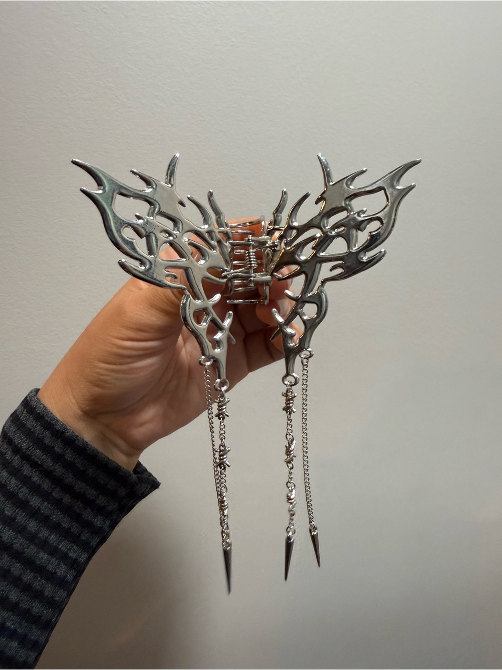 Hot Topic Silver Flame Wing Hair Clip with Dangle Chain Spikes